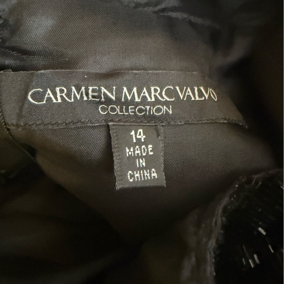 Carmen Marc Valvo Collection Black Beaded Velvet Gown Sz 14 Stunning! Double V - Picture 14 of 14